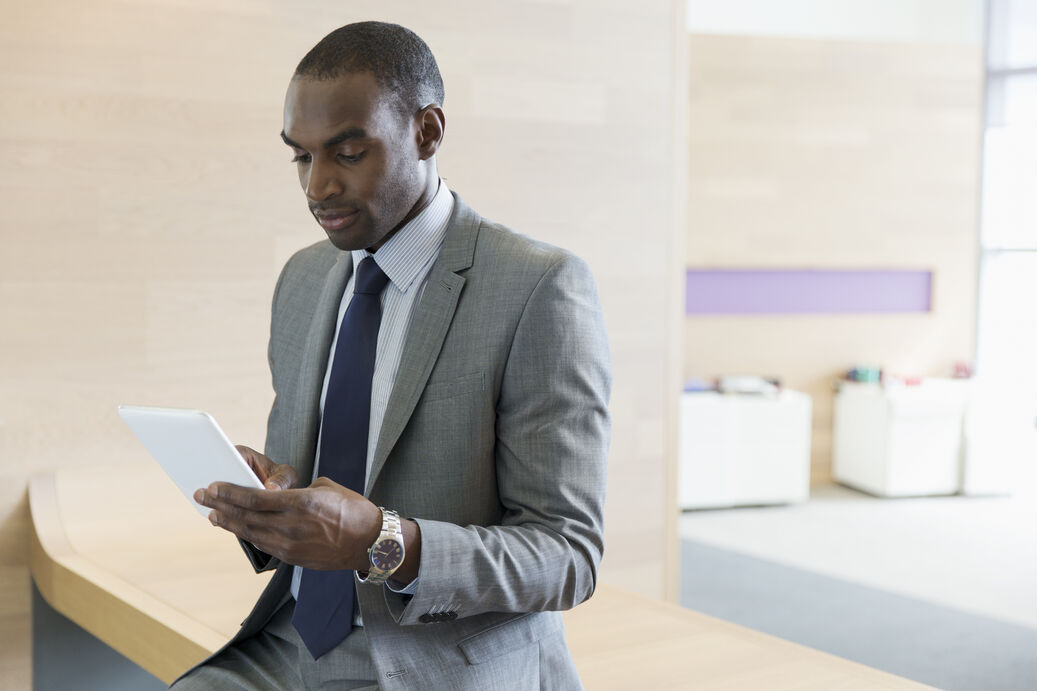 mentor sitting on a desk